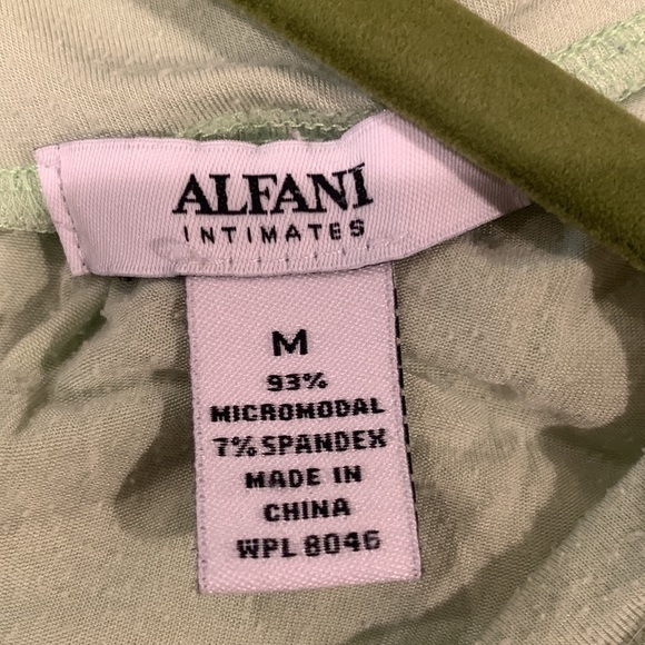 Alfa i Women’s slleveless top medium light lime green - Picture 3 of 4